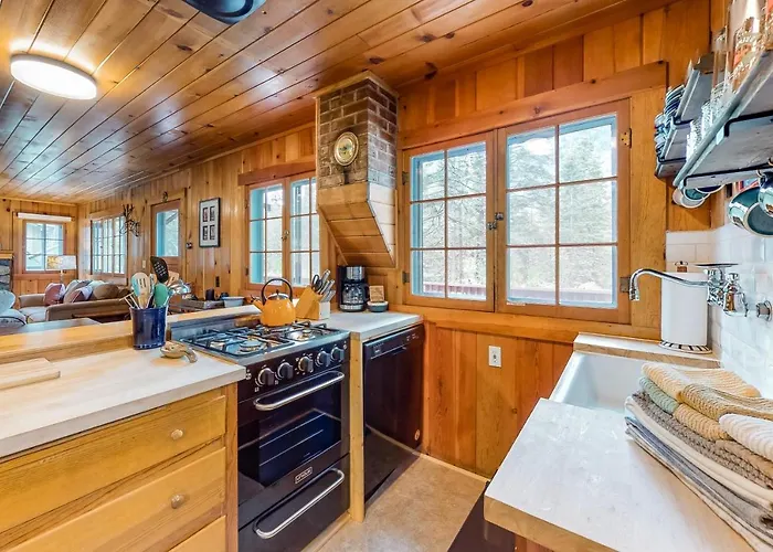 Knotty Pine Cabin