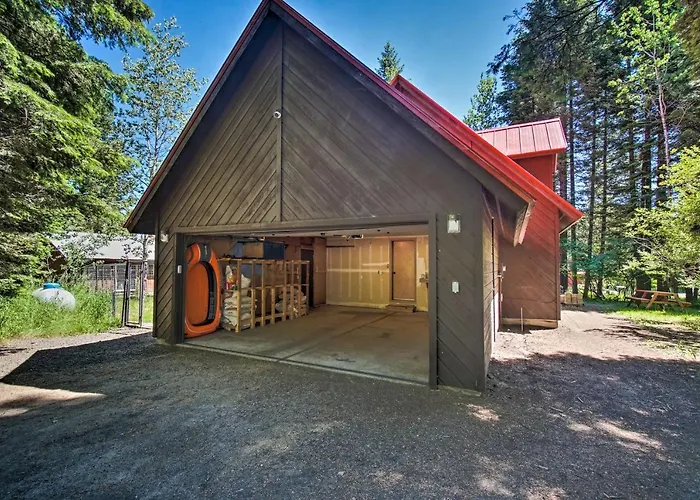 Beautiful Mccall Cabin: Perfect For Families!